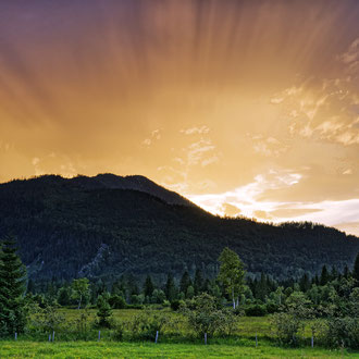 Abendstimmung am Ödensee mit dem Hochmoor im Vordergrund