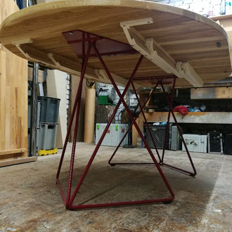 Eichentischplatte neu mit Thonet Tischgestell und Auszügen