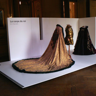 Plus Que Parfaits, corps augmentés en scène. Exposition d'été de l'Opéra de Bordeaux. Conception, commissariat et scénographie. Grand-Théâtre de Bordeaux.