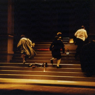 scénographie de Le Tartuffe de Molière mise en scène de Laurent Laffargue scénographie Philippe Casaban, Eric Charbeau costumes : Hervé Poeydomenge lumières: Eric Blosse Création: Théâtre National de Bordeaux 1994.