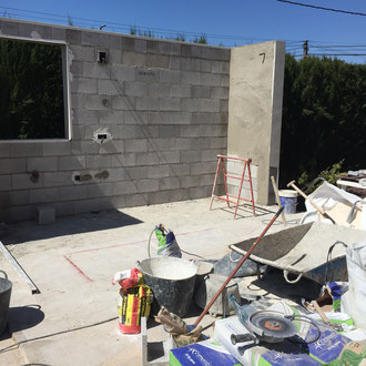 Construction of an outdoor kitchen