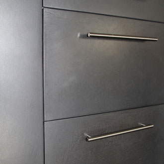 Metall putz gold bronze silber rost küche Keuken wohnen wonen statement charakter interior architektur luxus elegant robust kasten