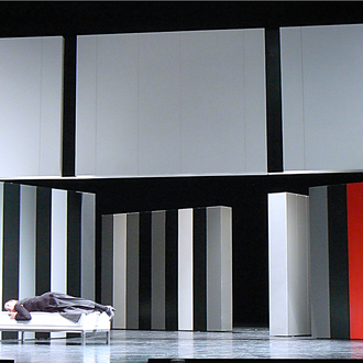 scénographie L’Incoronazione Di Poppea. de Monteverdi. Direction M. Brandstätter. mise en scène de Laurent L.  scénographie Eric Charbeau, Philippe Casaban cost. H. Poeydomenge lumières Klaus Emil Zimmermann. Production: Stadttheater Klagenfurt, Autriche.