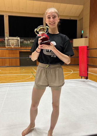 ラサルテ アドリアナ選手