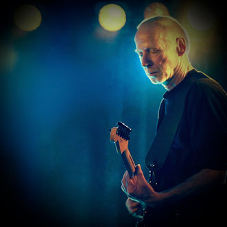 Lothar, * 17.05.1955, † 18.08.2025 "diving for pearls in this world of lies..."