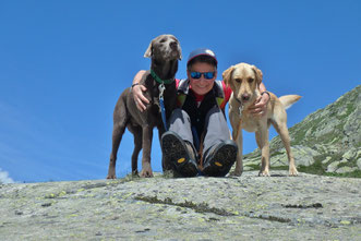 Links: Django / rechts: Gina