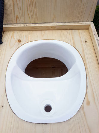 Trockentrenntoilette im VW T5