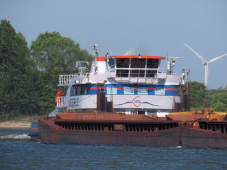 Pusher and Tugboats in Inland Shipping
