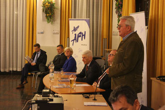 Oberst Werner Hammer appellierte an den Zusammenhalt und die Kameradschaft