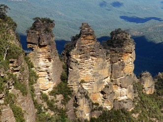 The Three Sisters rock formation