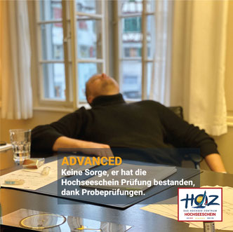 Entspannter Teilnehmer nach Hochseeschein-Prüfung: HOZ Probeprüfungen für die Schweizer Hochseeschein-Prüfung sorgen für sicheren Prüfungserfolg.
