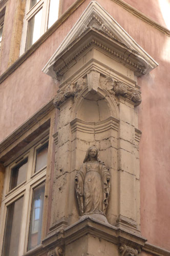 La statue actuelle. Photos : Denis Lang