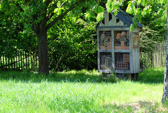 Du mobilier specifique peut être implanter pour accueillir la faune locale.