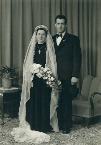 Anna und Max Müller - Schmid (Foto Leoni, Laufenburg; 1945)