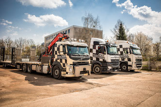 Baumaschinentransport Radebeul, Baustellentransport Radebeul, Transport Baumaschinen Radebeul, LKW mit Ladekran Radebeul, Transport Bagger Radebeul, Transport Radlader Radebeul, Spedition Radebeul Baumaschinentransport, Baustellenumsetzung Radebeul