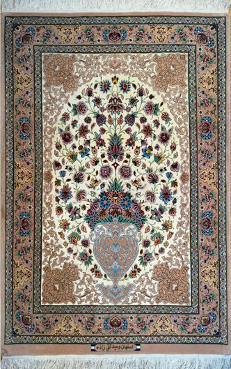 ESFAHAN wool&silk   TAGHIZADEH工房 ザロチャラクサイズ