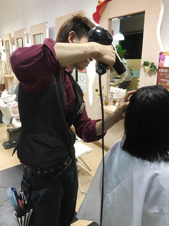美容室1000 Group 愛知県美容師求人募集のお知らせ 美容室 1000 Group 美容師 募集 のお知らせ 美容室1000 Group 愛知県美容師求人募集のお知らせ 美容室 1000 Group 美容師 募集 のお知らせ