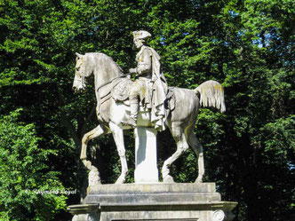 equestrian statue of frederic the great