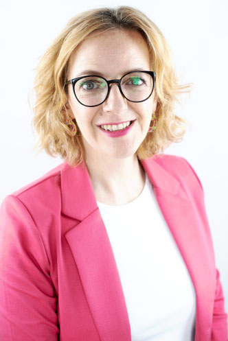 Das Bild zeigt Michaela Baumgart