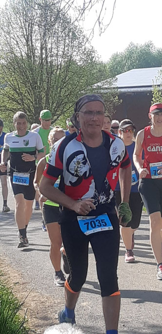 Jens Nägel auf der 10 km-Strecke unterwegs.