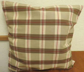 Kissenbezug rot-beige Karos