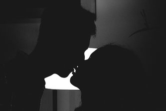 Marie*, 36, Fluoxetin - "Dass ich asexuell war, war zwar komisch, aber ich „wusste“ ja, dass alles wieder normal werden würde, wenn ich das Medikament komplett absetzen würde."