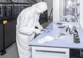 Elektronische Komponente können auf flexible Unterlagen wie Papier oder Polymer aufgedruckt werden. Dafür sind spezialisierte Druckgeräte nötig. Bild Empa