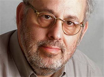 Ervin Tamás (1949), freier Journalist aus Ungarn, bis 2010 stellvertretender Chefredakteur von Népszabadság