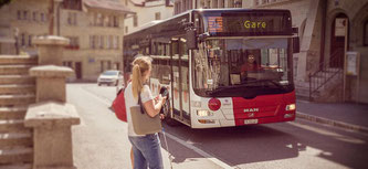 Sinnbild. Ortsbus für Düdingen  Copyright: TPF ¦ Marcel Kultscher et Claudine Garcia