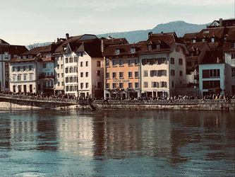 Solothurn am Sonntag - Partystimmung. Solidarität sieht anders aus. (Foto: Denise Flury)