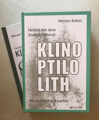 Buchcover. Die sechste Auﬂage wurde aktualisiert und erweitert und kommt im neuen mintfrischen Kleid. •  Bildquelle: Marco Perroulaz