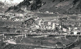 Die Erinnerung ist immer noch wach: Vor knapp 70 Jahren – in der Nacht vom 19. auf den 20. Dezember 1947 – explodierte das riesige Munitionsmagazin in Mitholz. Dutzende zerstörte Häuser, mehrere Verletzte und neun Todesopfer waren die Folge.