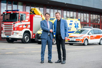 Die Sicherheitsdirektoren des Kantons und der Stadt Bern, Regierungsrat Philippe Müller (l.) und Gemeinderat Reto Nause an der Murtenstrasse 98 in Bern, wo die gemeinsame Einsatzzentrale geschaffen wird. (Foto: Schutz und Rettung Bern)