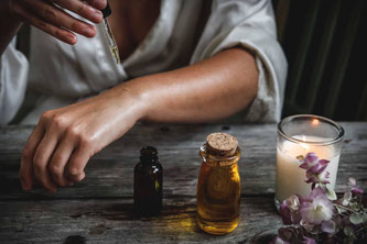 Sinnbild. Joint Relief ist nicht nur für beanspruchte Gelenke eine wahre Wohltat Bildquelle: HempMate / Chelsea shapouri on Unsplash