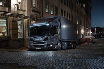 Der Hybrid elektrische Scania L 320 HEV, ideal für geräuscharme Warenauslieferung morgens, abends und nachts.  Bildquelle: Scania Deutschland Österreich