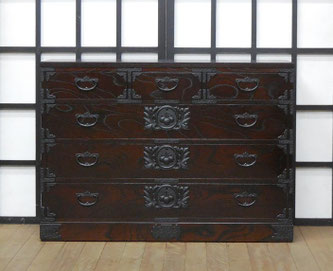 岩谷堂箪笥 (上下2段の上段)♦️別出品の下段と一緒の購入をお願いします♦️ 岩谷堂 箪笥 正規品 鍵あり チェスト 民芸家具 民芸タンス USED 中古