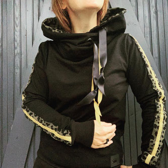 #einzignartig#hachenburg#hachenburger#hachenburgerstoffgeschäft #inlovewithhachenburg#kuschelhoodie#joline#3ems#diy#nähenmachtglücklich #dreiems#dreiemsjoline#swafing#nähenistwiezaubernkönnen #stoffe#stoffeonline#nähinspiration#sewing #westerwaldliebe#
