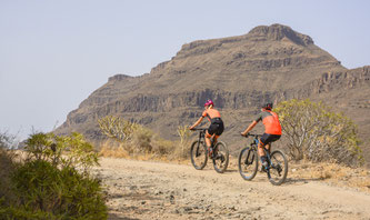 Die Trainingsrouten führen durch abwechslungsreiche Landschaften ©Gran Canaria, Tri, Bike & Run