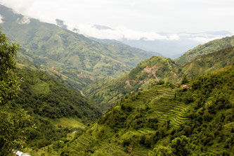 Für die Hauser-Reise auf dem nepalesischen „Climate Trek“ wird kein Inlandsflug benötigt – der Ausgangspunkt für Wanderer liegt kaum 90 Autominuten nordöstlich von Kathmandu. ©Hauser Exkursionen/Johanna Weinreiter