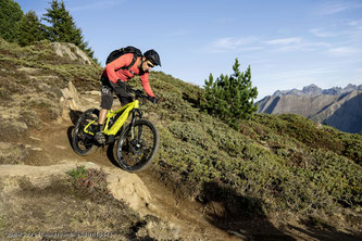 E‐Mountainbiken ist weit mehr als mit einem elektrifizierten Fahrrad den Berg hochzuheizen.