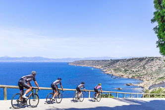 Sportliche Auszeit inklusive Mittelmeerblick – spezielle Pakete für den Urlaub auf zwei Rädern nutzen Gäste der Grupotel Hotels & Resorts auf Mallorca. / Foto: Willem de Flart