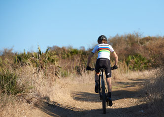 Copyright: Cannondale - Im Regenbogentrikot
