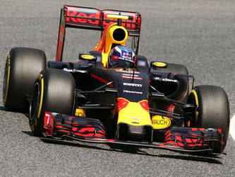 Max Verstappen gewinnt den Großen Preis von Spanien. Foto: Andreu Dalmau
