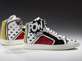 Poworama - die Sneaker von Pierre Hardy gehören zu den auserwählten Turnschuhen, die im Brooklyn Museum ausgestellt sind. Foto: Ron Wood. Courtesy American Federation of Arts/Bata Shoe Museum