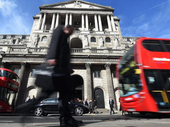 Die britische Notenbank befindet sich laut Volkswirten aber angesichts der grundsätzlich robusten Konjunktur auf dem Weg hin zu einer Zinserhöhung. Foto: Andy Rain