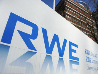 Angesichts abgesackter Strom-Großhandelspreise ging das RWE-Betriebsergebnis im ersten Quartal weiter um 5,1 Prozent auf 1,63 Milliarden Euro zurück. Foto: Angelika Warmuth