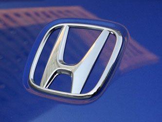 Nicht nur Honda hat Probleme, auch Toyota und Chrysler rufen Autos zurück. Foto: Franck Robichon
