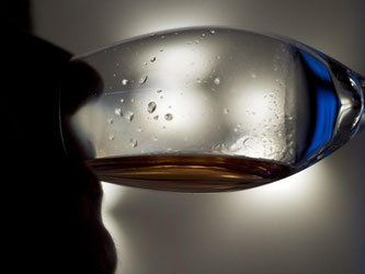 Immer schön in Maßen: Alkoholmissbrauch bleibt ein Kernproblem der Gesundheitspolitik. Foto: Daniel Naupold