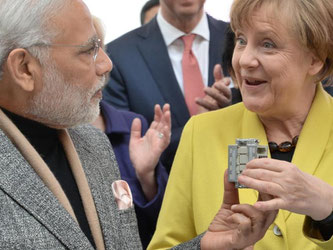 Bundeskanzlerin Angela Merkel (CDU) und der indische Premierminister Narendra auf der Hannover Messe. Foto: Jochen Luebke