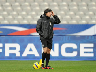 Bundestrainer Joachim Löw wird seine Spieler auf die EM einstimmen. Foto: Andreas Gebert